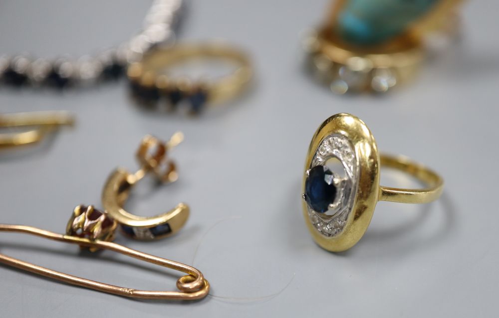 Mixed jewellery including two 9ct gold gem set rings, gross 6.5 grams, a 750 and gem set ring, gross 2.7 grams etc.